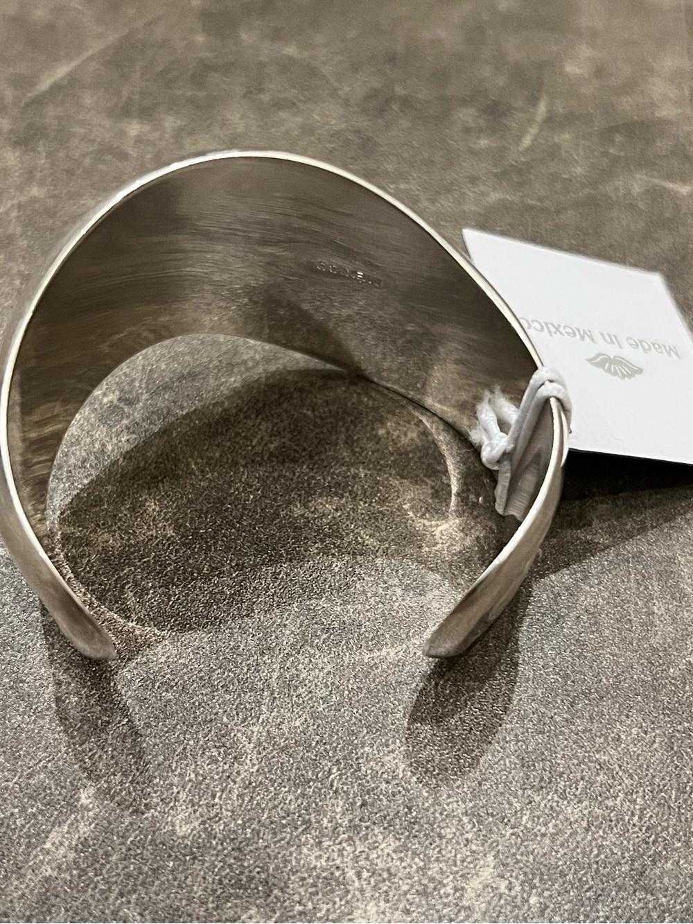 handcrafted Mexican sterling silver cuff bracelet - Picture 4 of 8